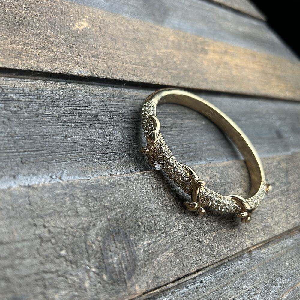 Coach Womens Gold Tone Crystal Pave Script Vine Hinge Bangle Bracelet - Picture 4 of 16